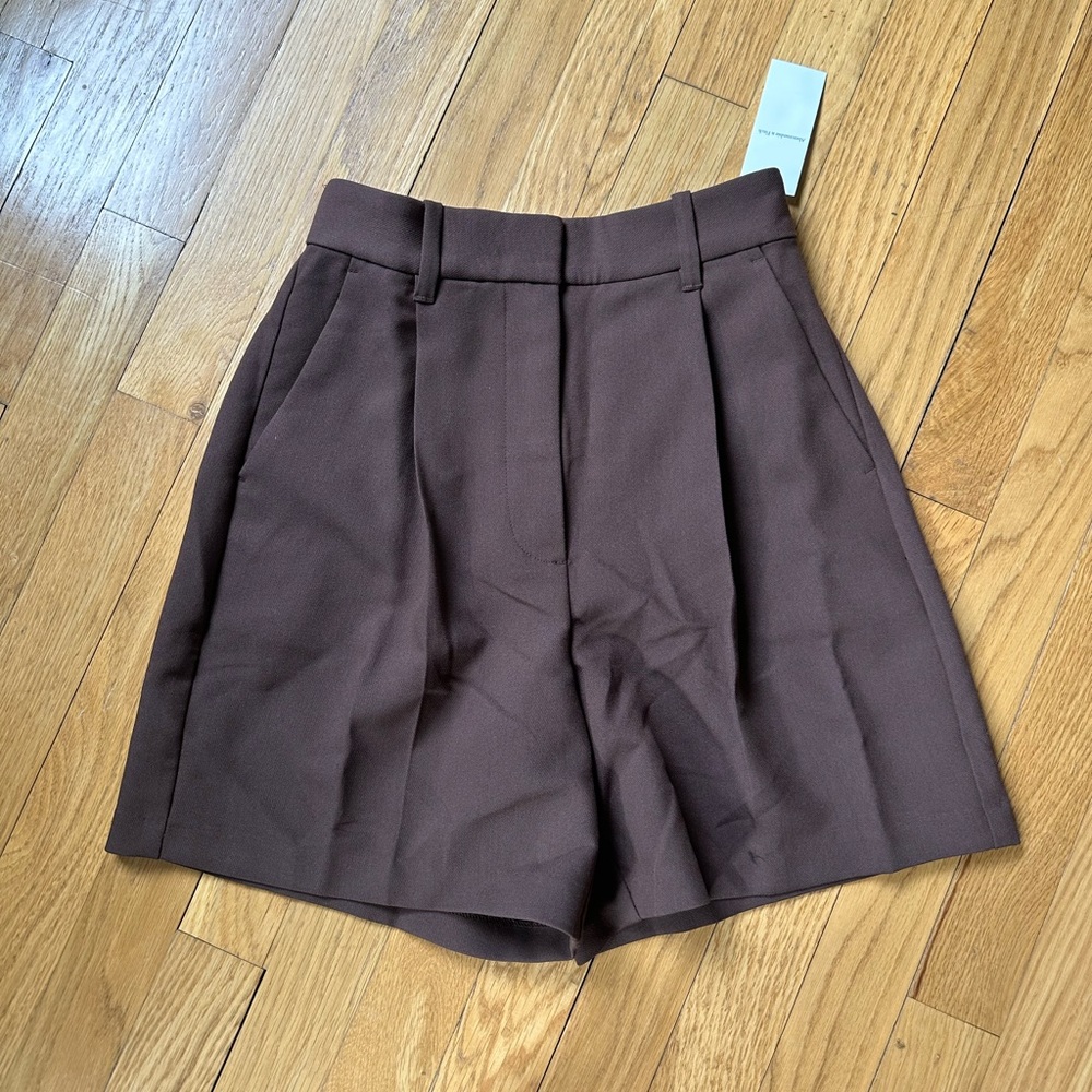Abercrombie & Fitch High-Waist Brown Tailored Shorts - Picture 5 of 6
